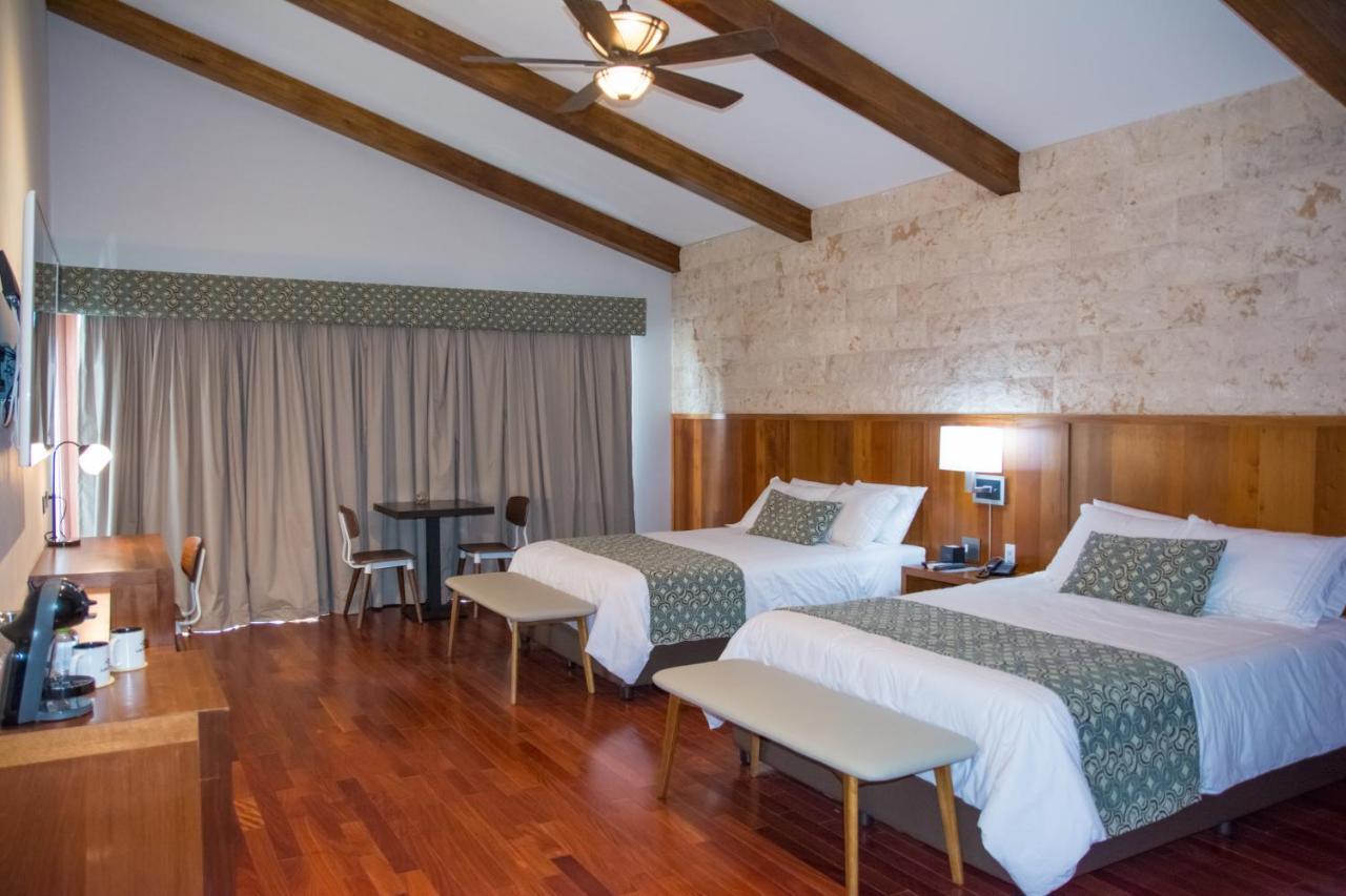 Los Brezos Hotel Boutique วอลคาน ภายนอก รูปภาพ
