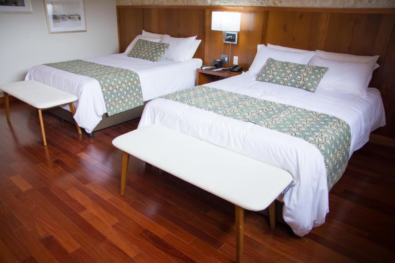 Los Brezos Hotel Boutique วอลคาน ภายนอก รูปภาพ
