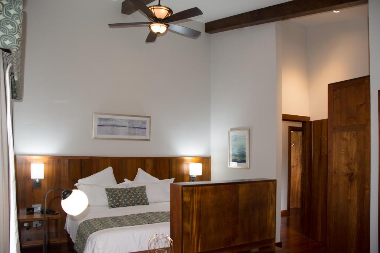 Los Brezos Hotel Boutique วอลคาน ภายนอก รูปภาพ