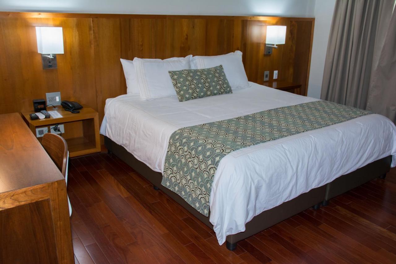 Los Brezos Hotel Boutique วอลคาน ภายนอก รูปภาพ