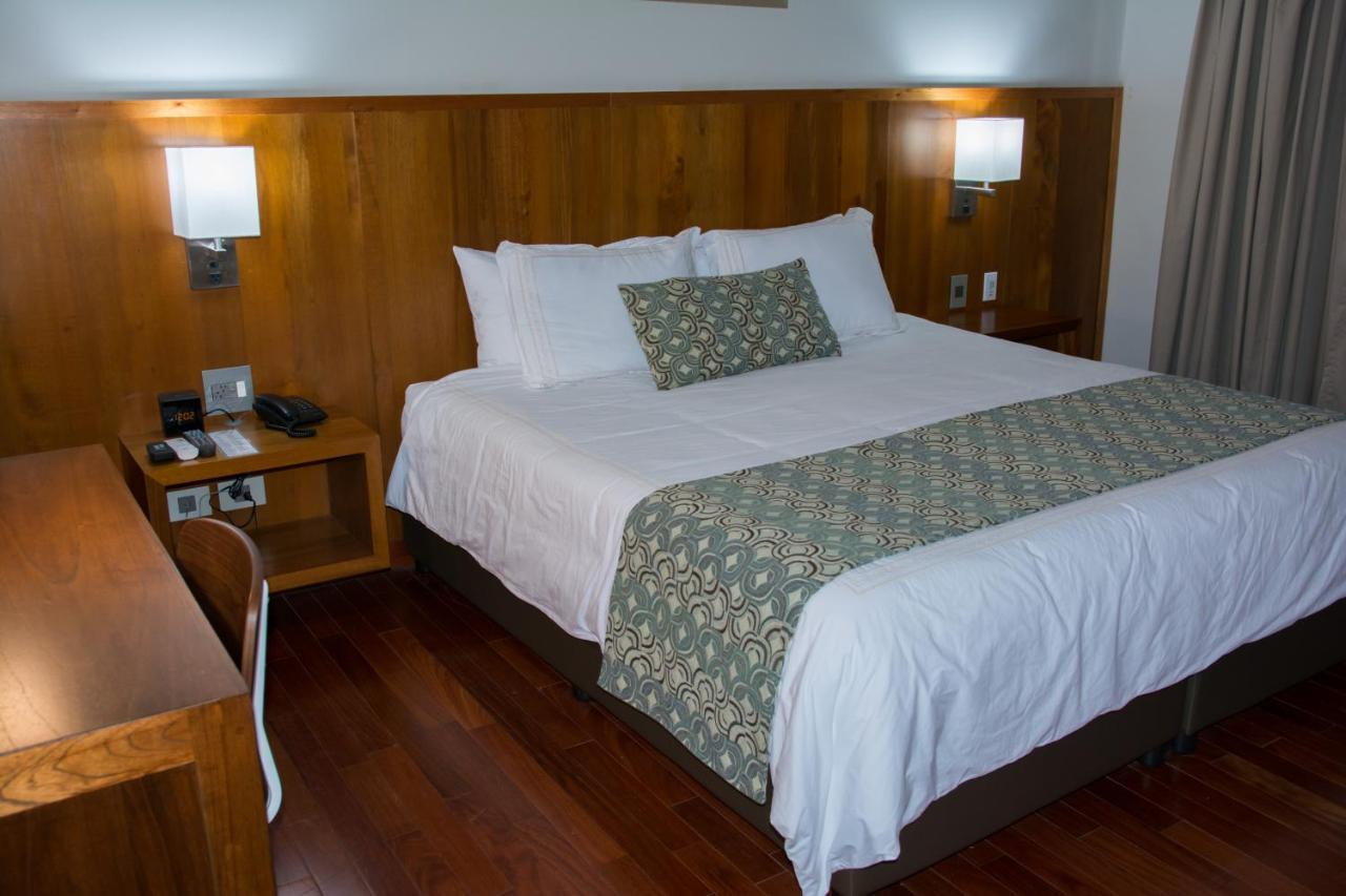 Los Brezos Hotel Boutique วอลคาน ภายนอก รูปภาพ