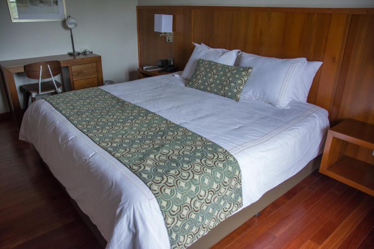 Los Brezos Hotel Boutique วอลคาน ภายนอก รูปภาพ