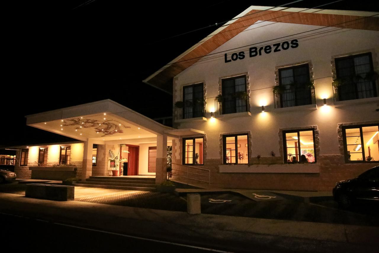 Los Brezos Hotel Boutique วอลคาน ภายนอก รูปภาพ