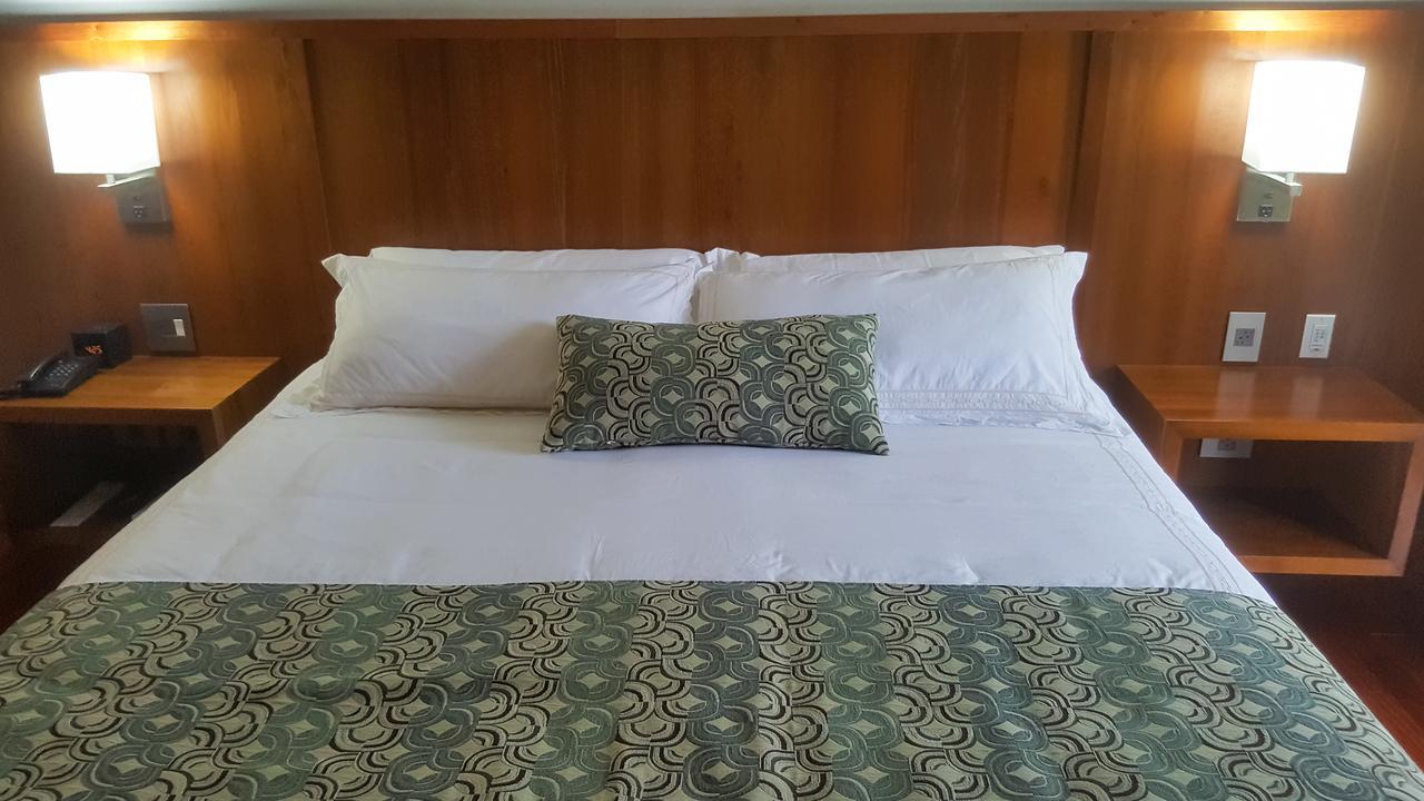 Los Brezos Hotel Boutique วอลคาน ภายนอก รูปภาพ