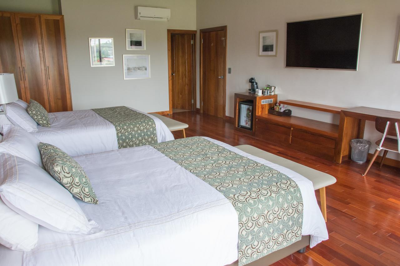 Los Brezos Hotel Boutique วอลคาน ภายนอก รูปภาพ