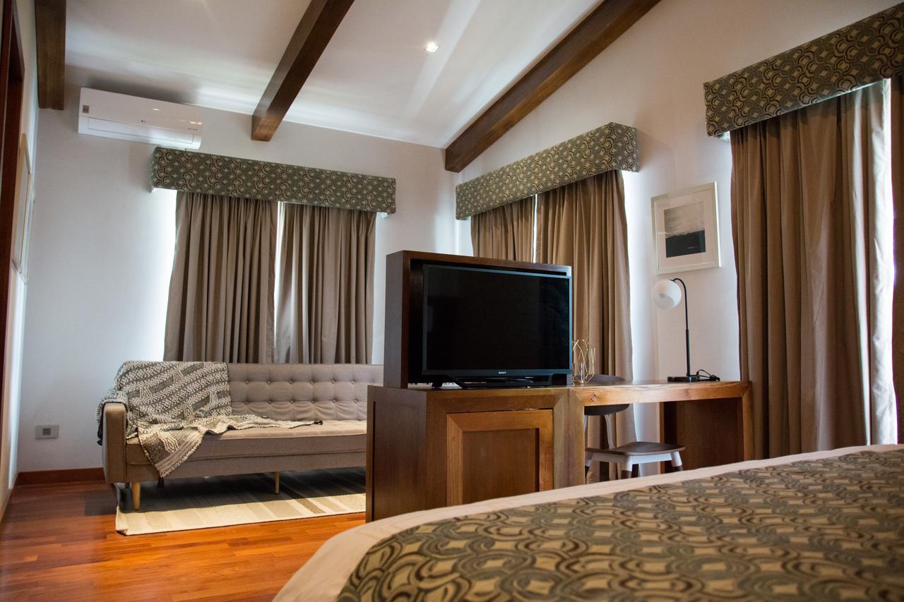 Los Brezos Hotel Boutique วอลคาน ภายนอก รูปภาพ